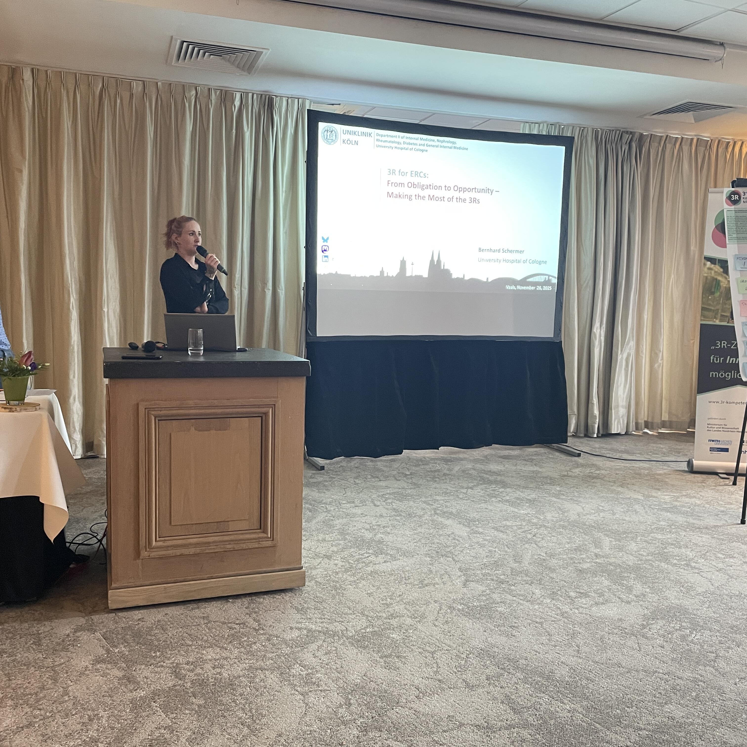 Die Erkenntnisse aus dem Workshop vor der Konferenz wurden von den Teilnehmenden des Workshops vorgestellt.