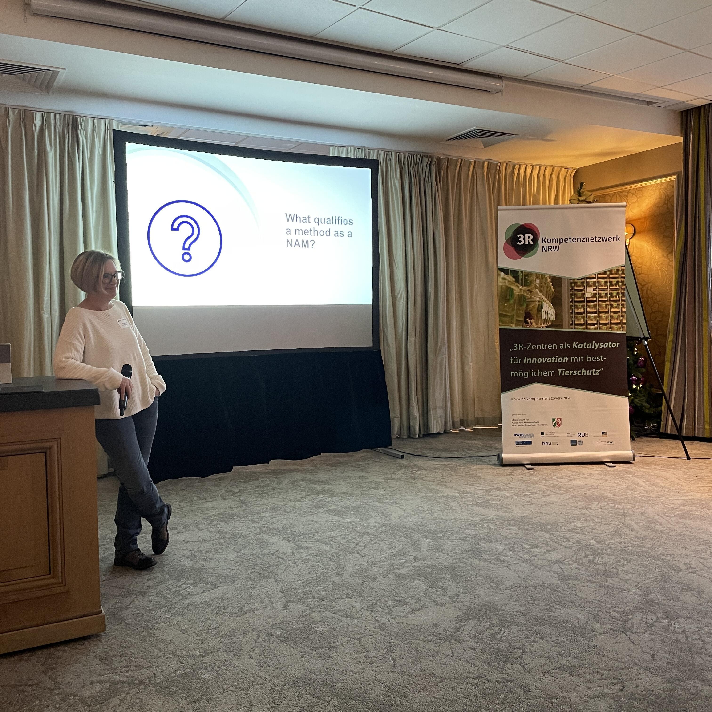 Das Publikum wurde während der offenen Diskussionsrunde gefragt: „NAMs und/oder Tiermodelle?“